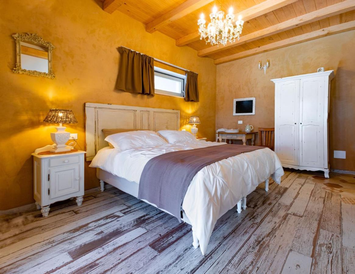 Aria Di Bosco Bed & Breakfast LʼAquila Екстериор снимка